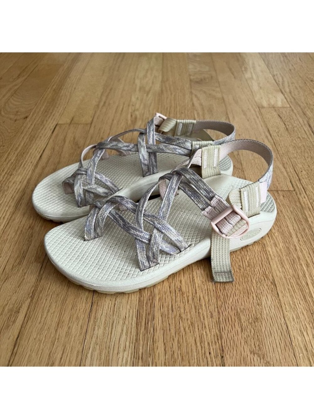 Chaco ZX/2 Cloud Strappy Hiking Sandals Cream Gray Women's Size 7